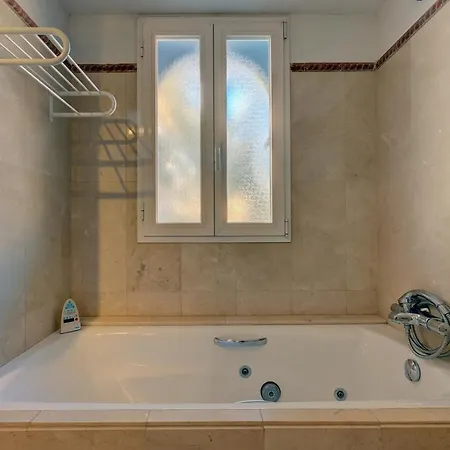 La Perla De La Bahia Primera Linea Apartment